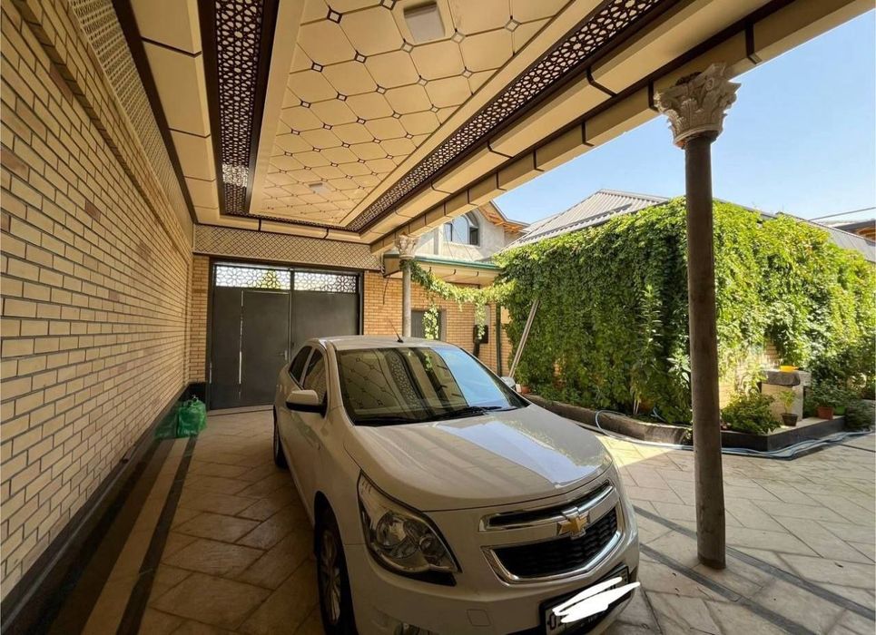 Уста Ширин Дом Участок 3,7 сотки 180 м² 6 комнат