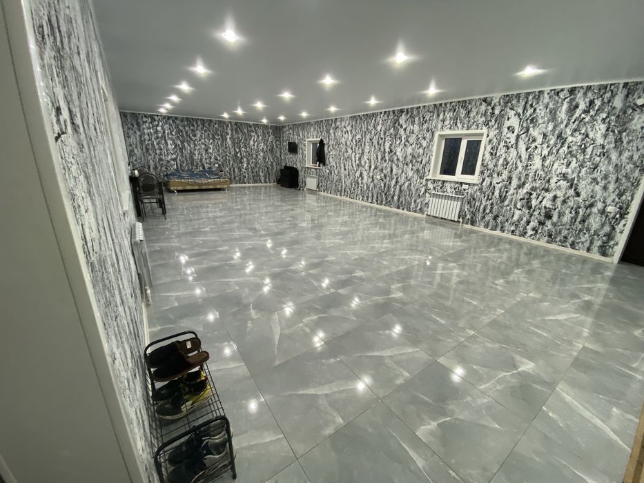 Сдам в аренду второй этаж