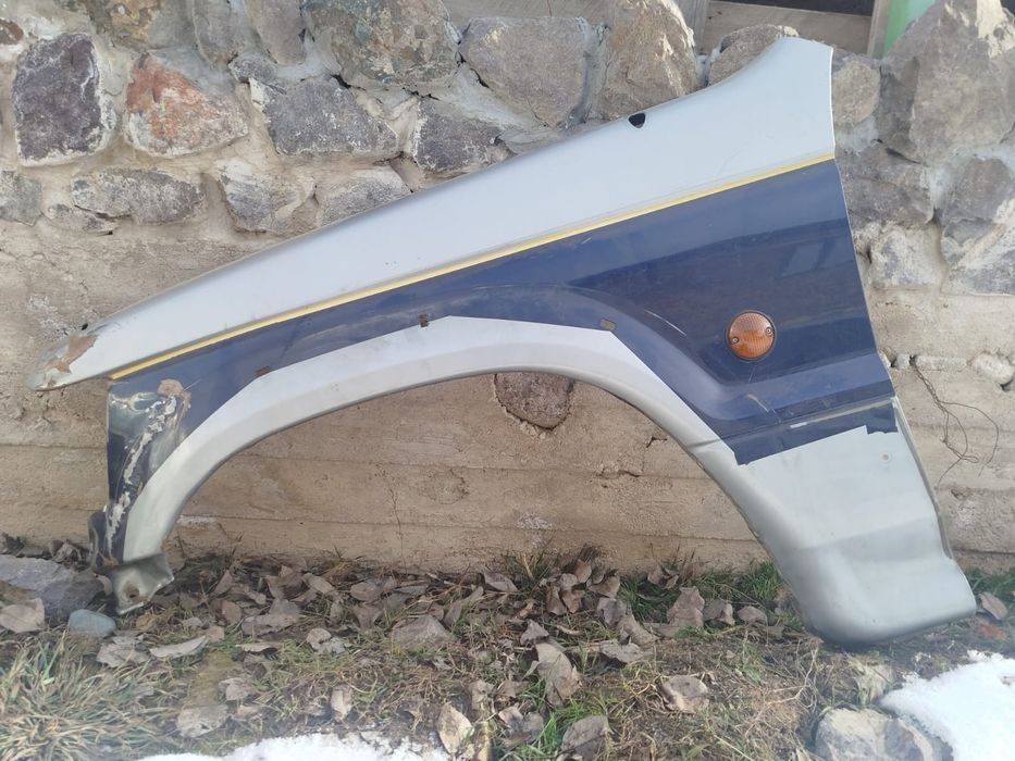Крыло переднее  pajero 2