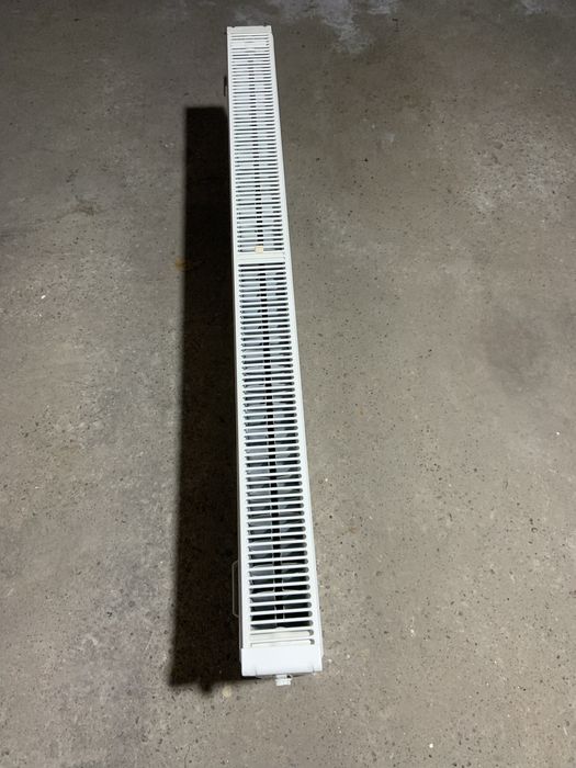 De vanzare 2 calorifere!