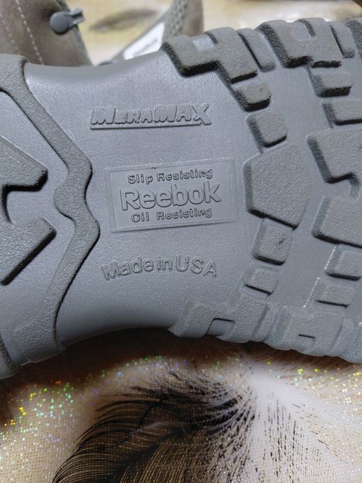 Vind ghete reebok militare noi