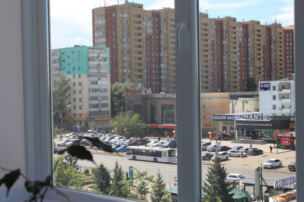 Белоснежная квартира на "Встрече" . Пр-т Абылай хана 29/1. Рядом ННМЦ