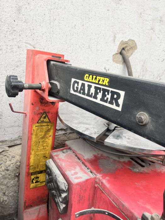 Шиномонтажный станок Launch