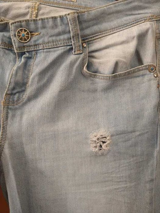 Blugi Stradivarius albastru deschis, damă, nr. 42