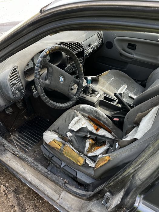 BMW 318i M40 на части