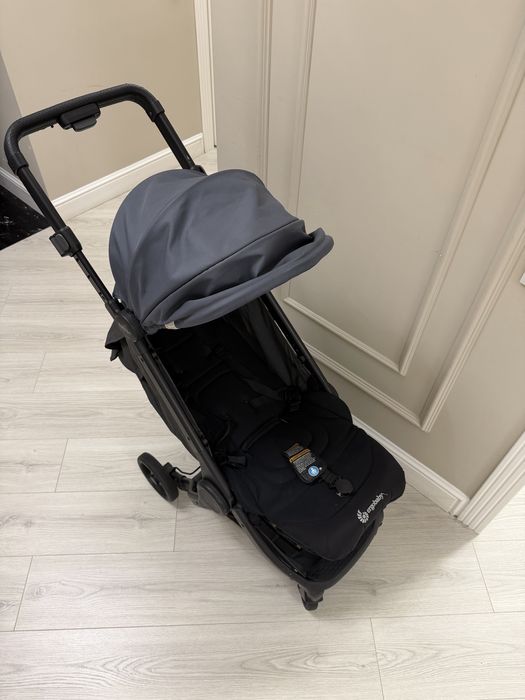 Продам коляску Ergobaby metro + deluxe 100.000