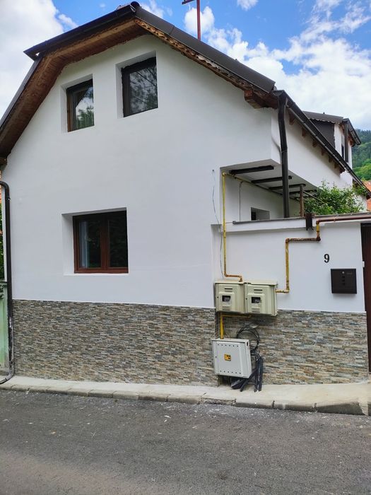 Servicii de construcții