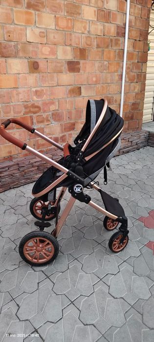 Коляска прогулочная