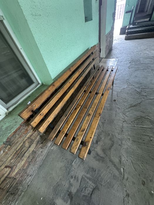 Уличная  скамейка