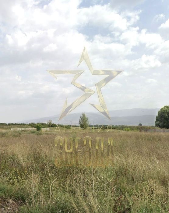 Продажба на УПИ Златитрап