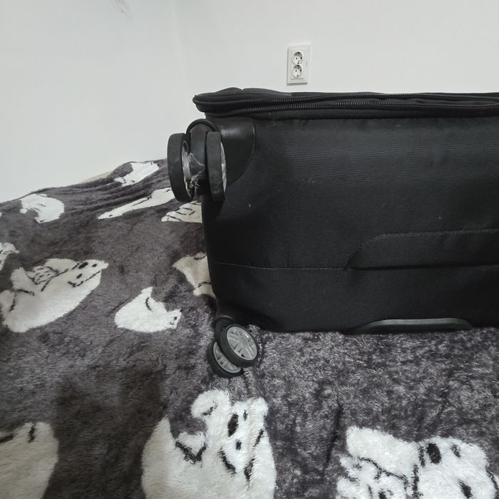 Samsonite Airea SPINNER 78cm