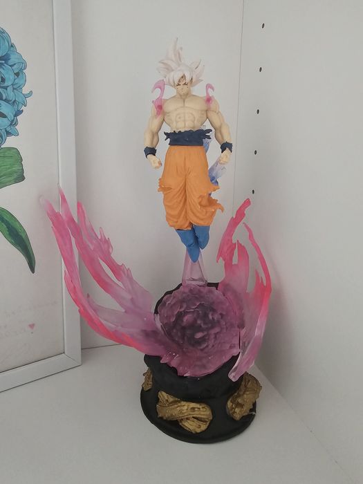 Продавам Dragon Ball Z фигурка