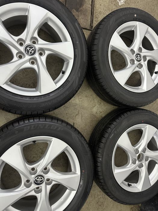 Set jante aliaj pe 17 originale Toyota