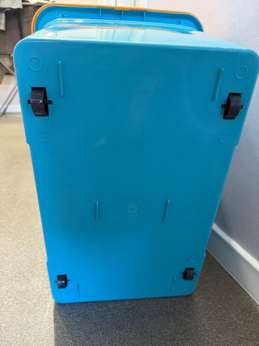 Ящик для игрушек фирмы Пластишка