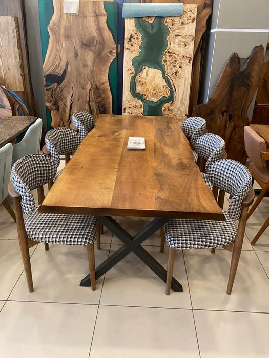 Мебели от масив, столове, маси