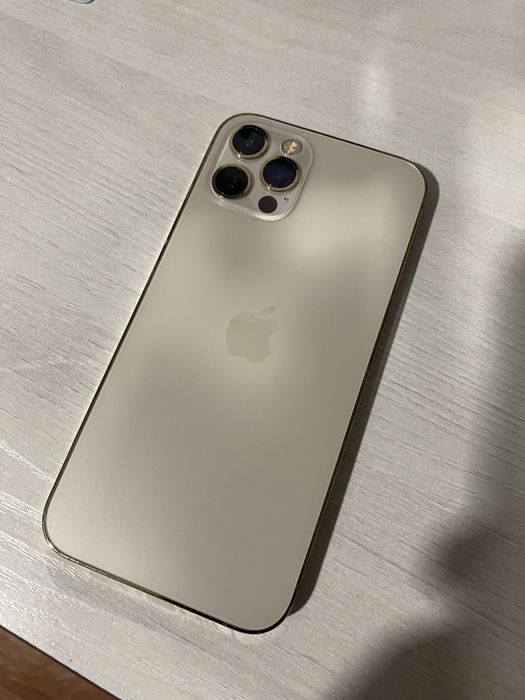 Продам iPhone 12 Pro