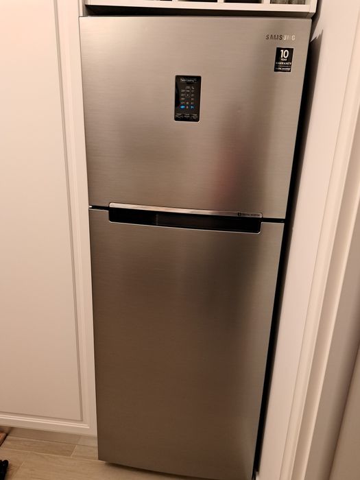 Frigider Samsung