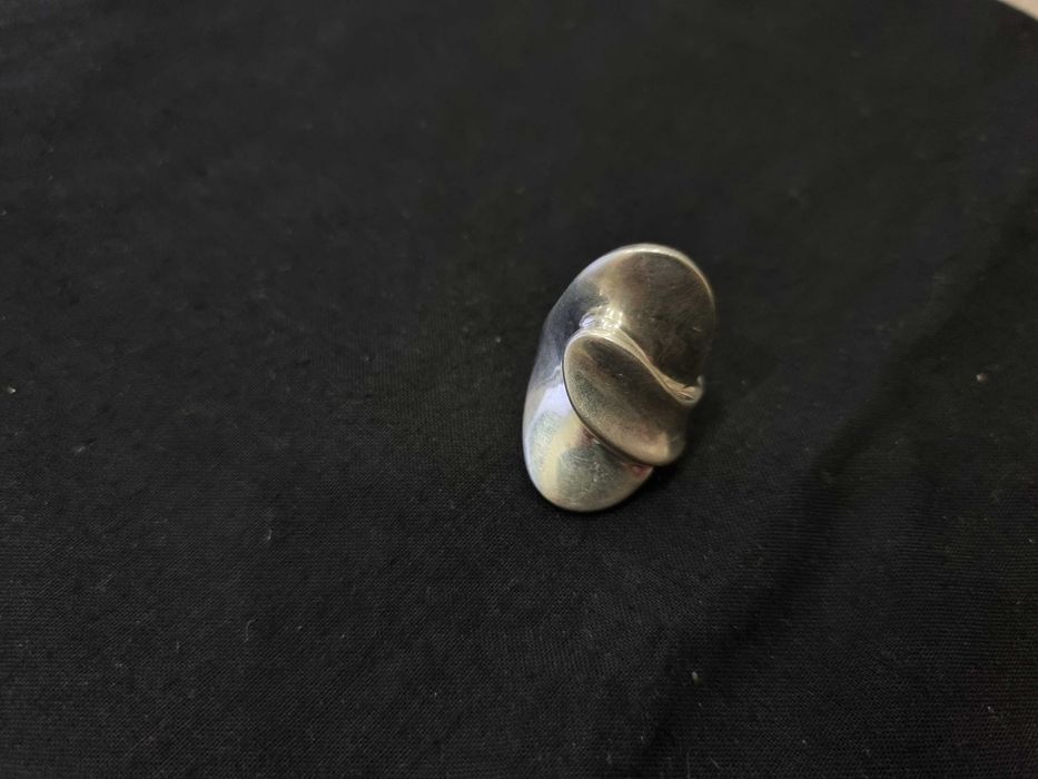 Масивен дамски сребърен пръстен 10.24 гр.