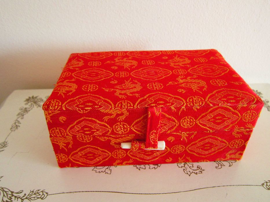 cadou deosebit Caine Fu (Foo)piatra set NICOLE China 1970