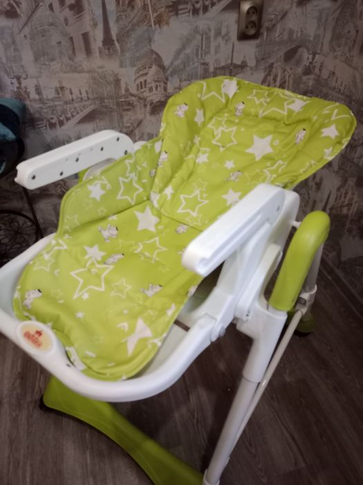 Детский стул для кормления