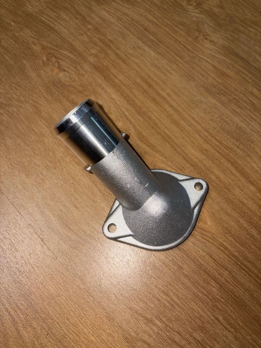 Алуминиев фланец за термостат за Тойота