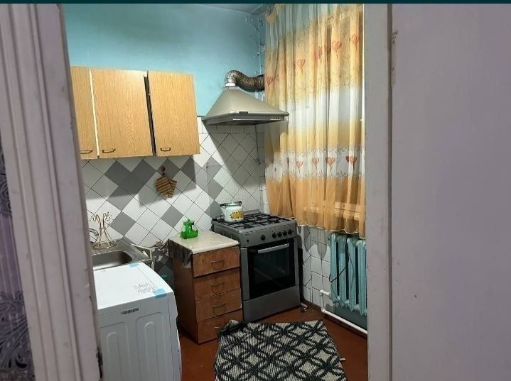 Продается квартира Феруза  Согдиана 2/4/4