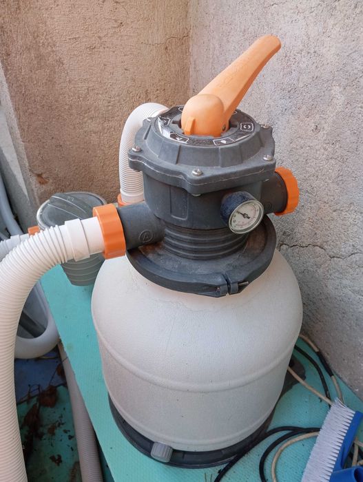 Басейн с помпа Bestway