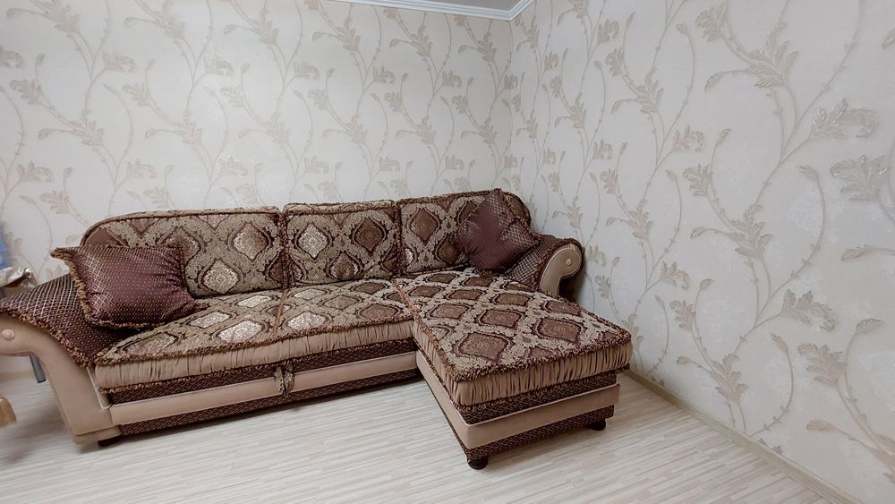 Продам  диван в отличном состоянии