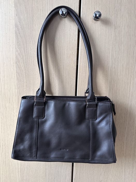 Дамски чанти Coccinelle, BRIC'S, LLOYD,  B-bags, M&Molt, LOUBS и др.