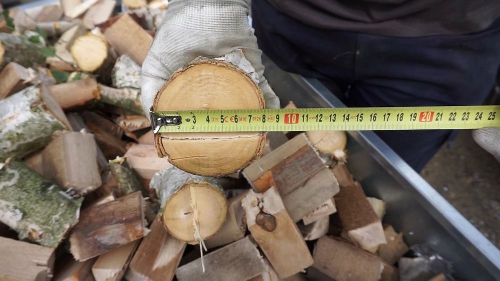 Tocător crengi la tractor R 100