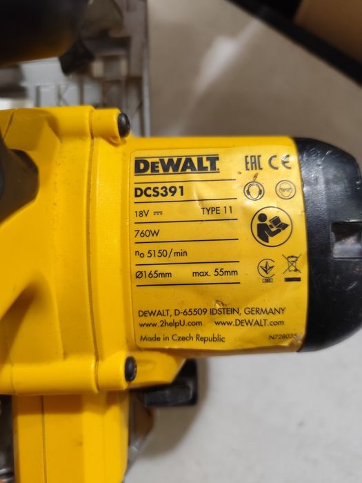 Акумулаторен ръчен циркуляр Девалт DeWALT комплект