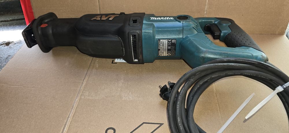 Makita JR3070CT  ferăstrău sabie 2023