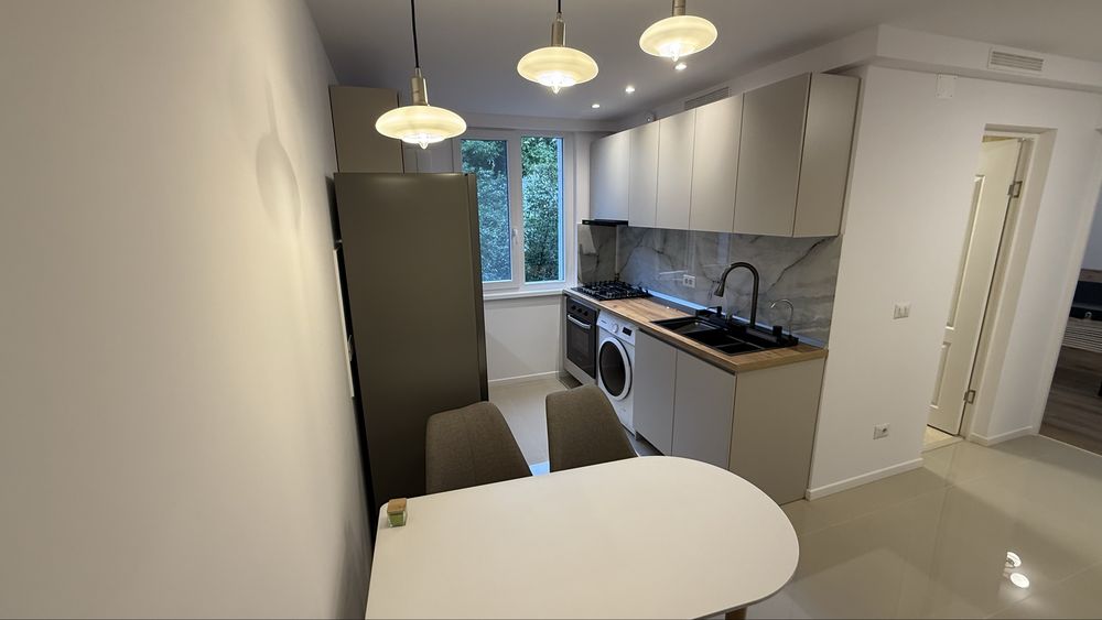 Inchiriez apartament moder 2 camere