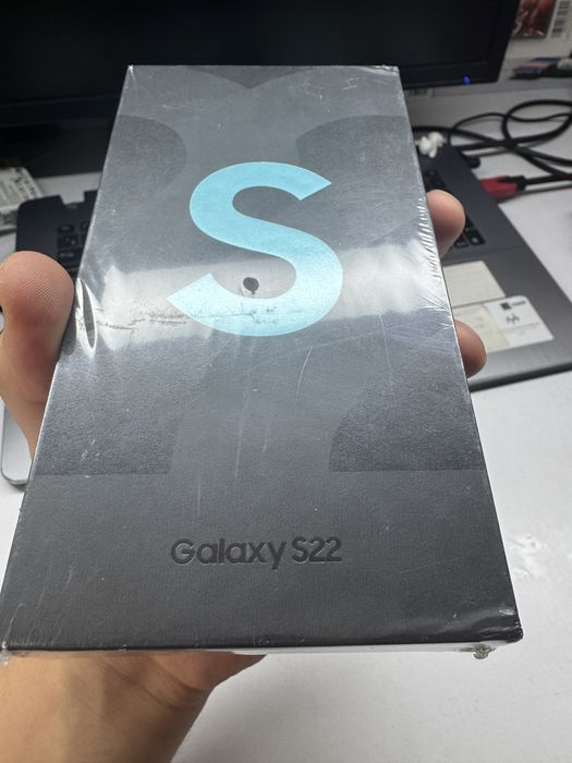 Galaxy S22 8/256 Phantom Green Yangi