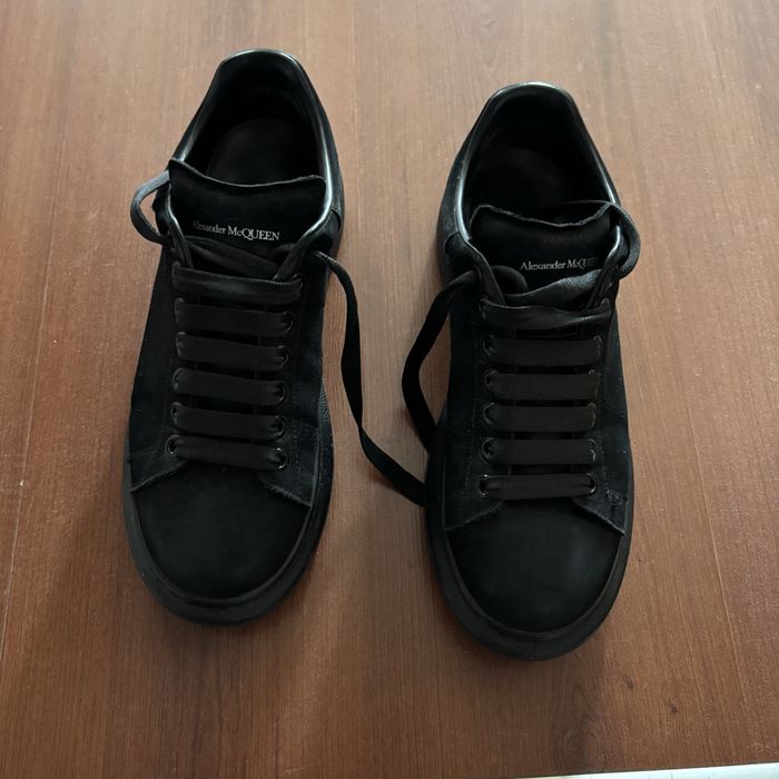 Alexander Mcqueen Triple Black