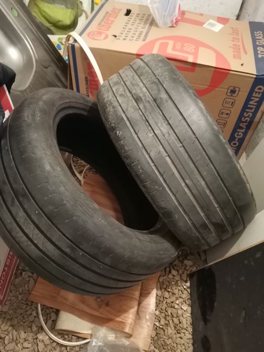 Продам шины 225/50R17