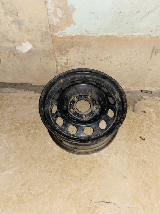 Продам диск на BMW