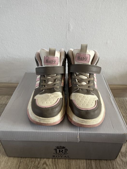 Продам ботинки детские