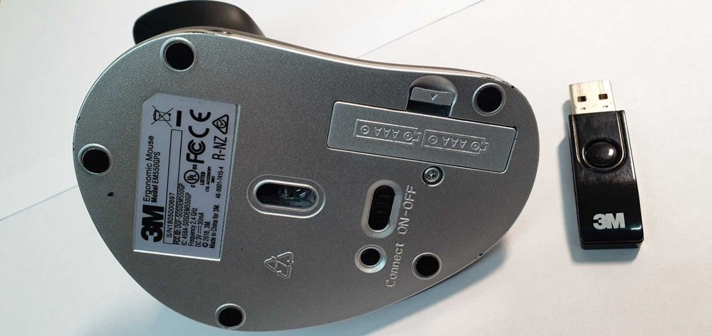 Mouse 3M Ergonomic , 3 butoane, Negru