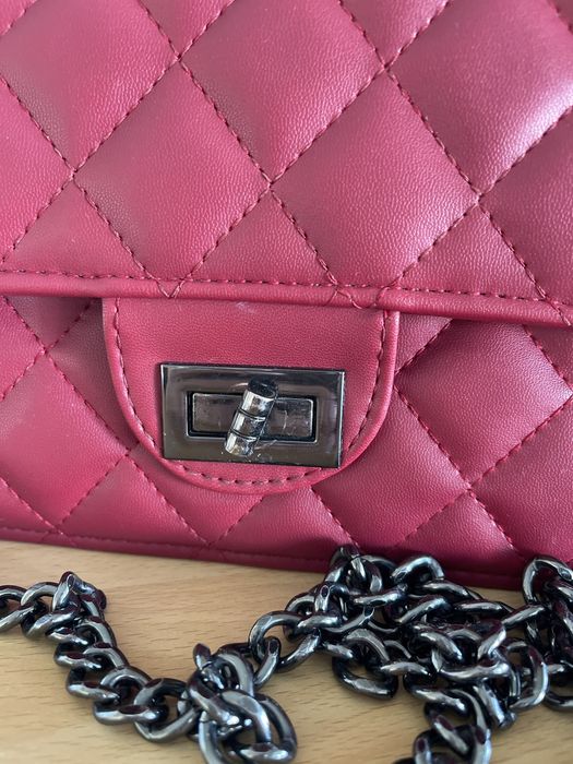 Дамска чанта през рамо