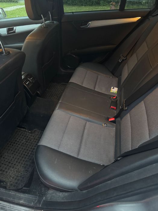 Mercedes C220 AMG