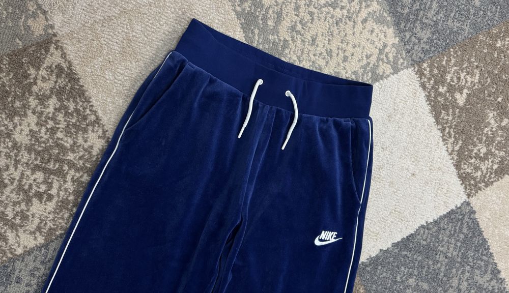 Дамско плюшено долнище Nike