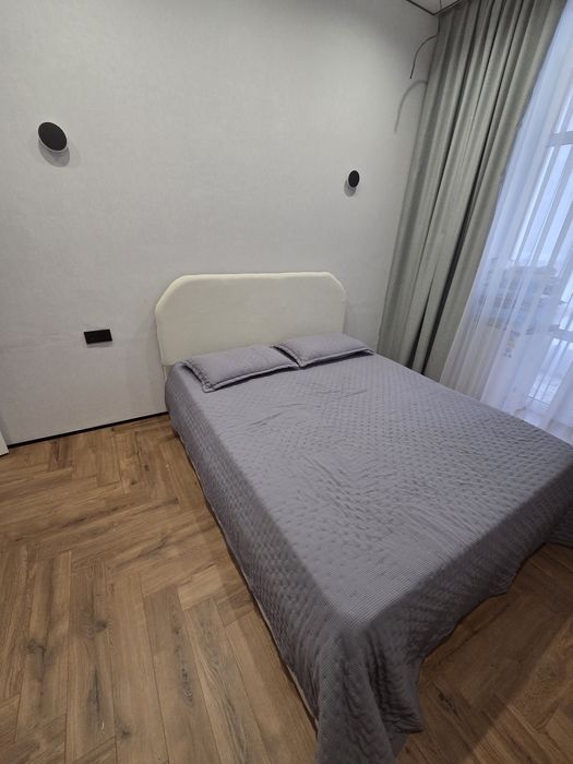 Продам кровать спальный