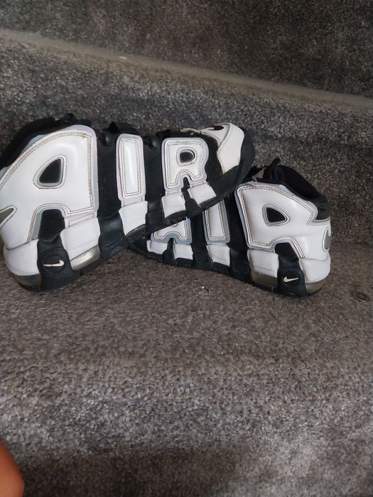 Uptempo nike negru/alb unisex