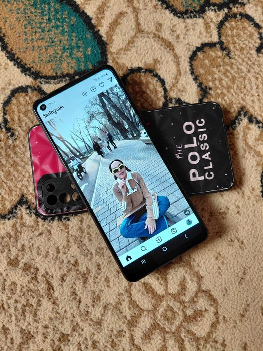 Телефон сатылады