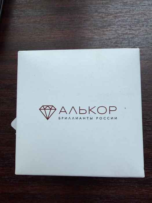 Золотое кольцо срочно продаю