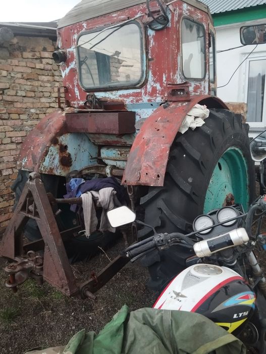 Ассалаумағалейкум трактор Т40 сатам
