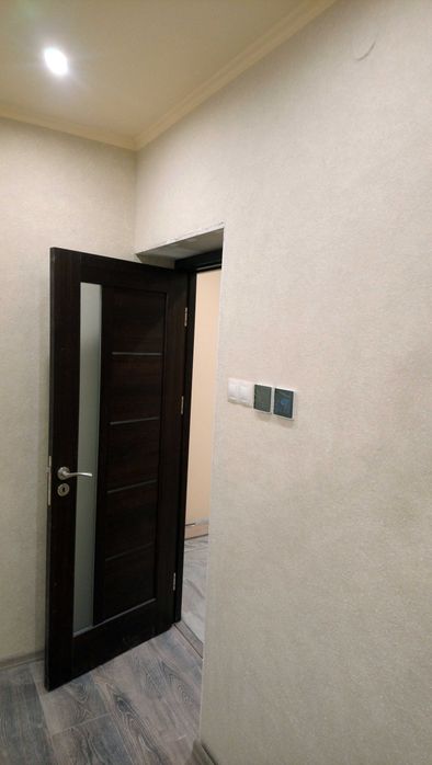 Монтаж, продажба на течни тапети Silk Plaster. Варна