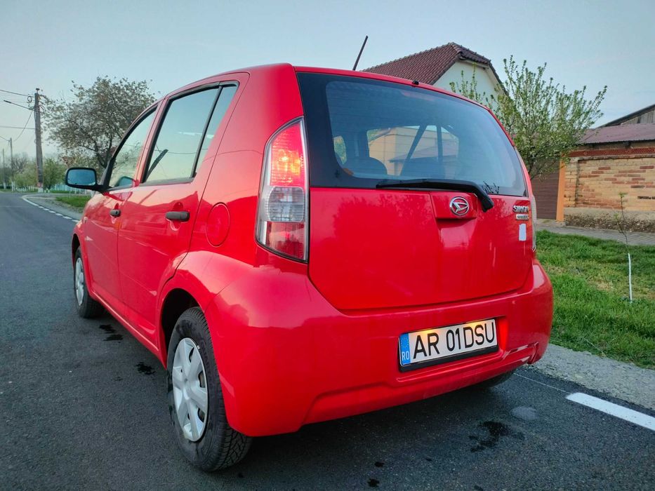 Daihatsu Sirion M300, 998 cm3,