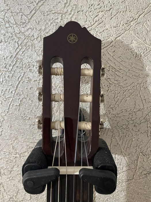 Классическая гитара Yamaha CG142s